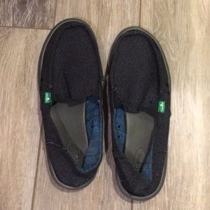 Blue Sanuk Shoes Size 9